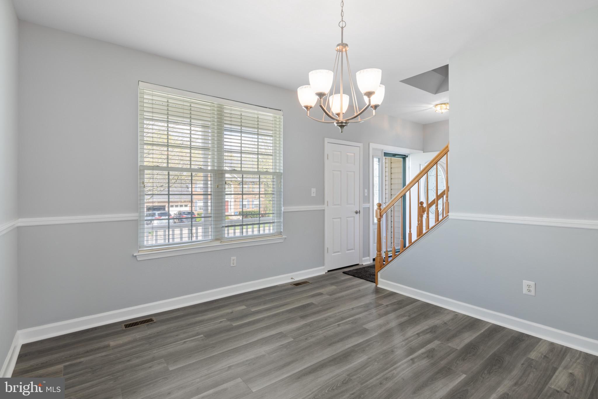 STEEPLE CHASE - Residential