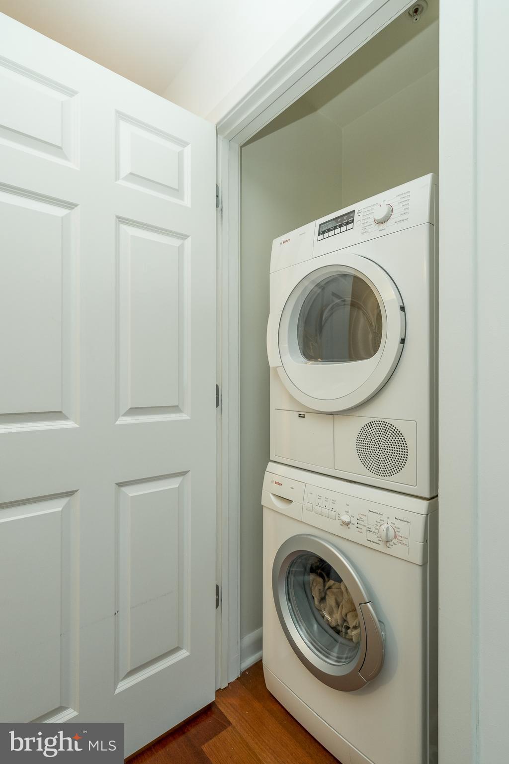 OLD CITY - Residential Lease