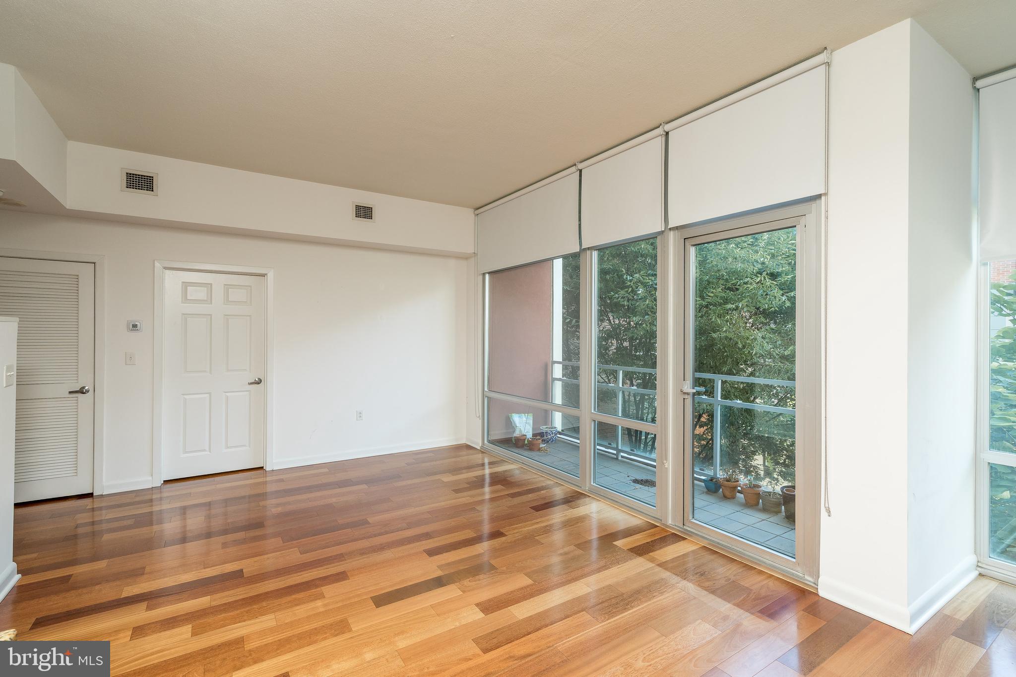 OLD CITY - Residential Lease