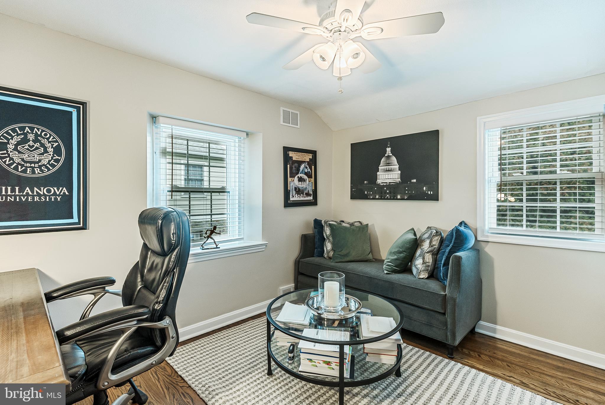 OLD OAKS - Residential