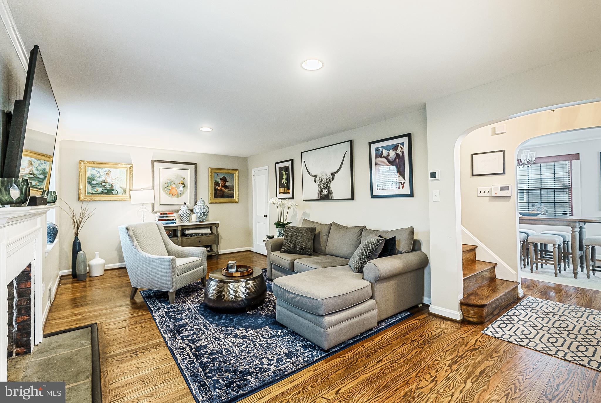 OLD OAKS - Residential