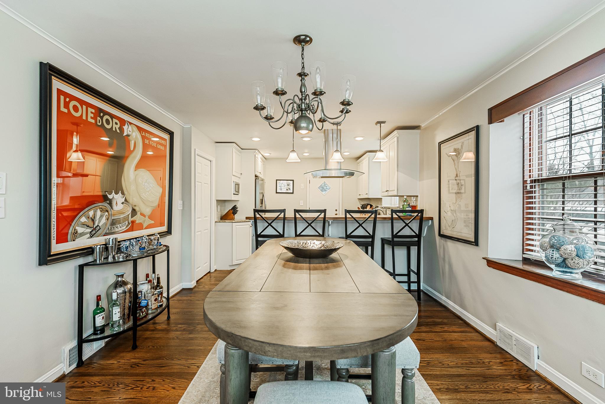 OLD OAKS - Residential