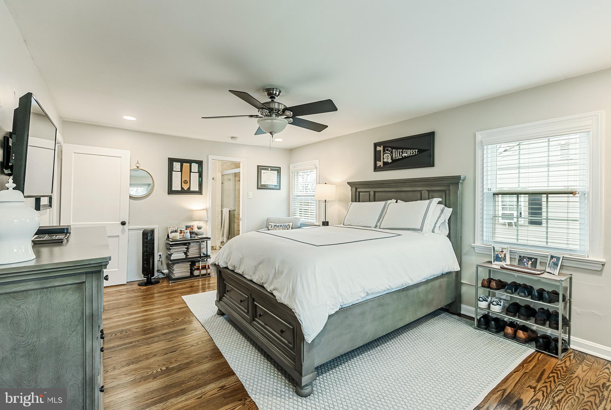 OLD OAKS - Residential