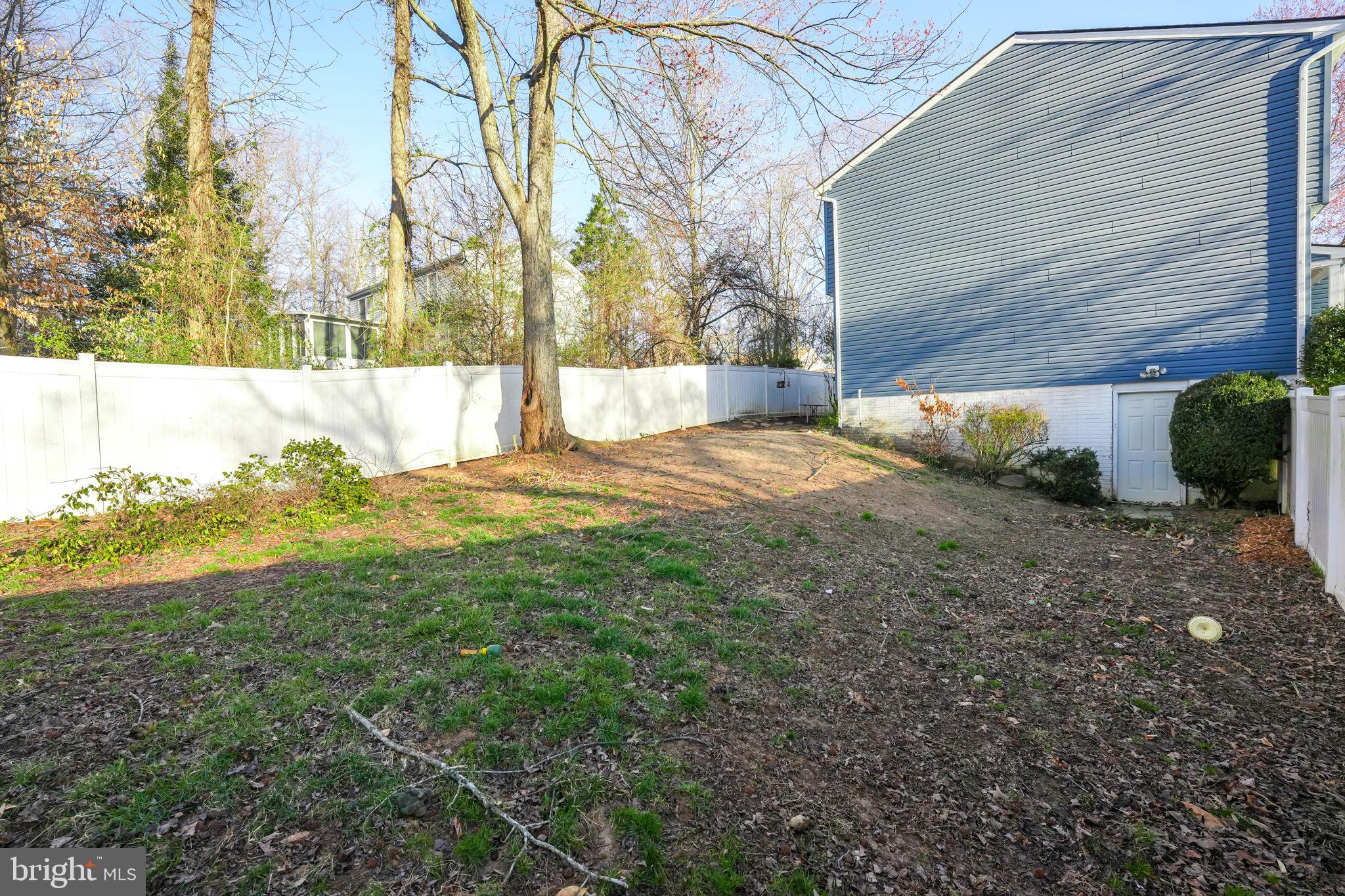 VISTA WOODS - Residential