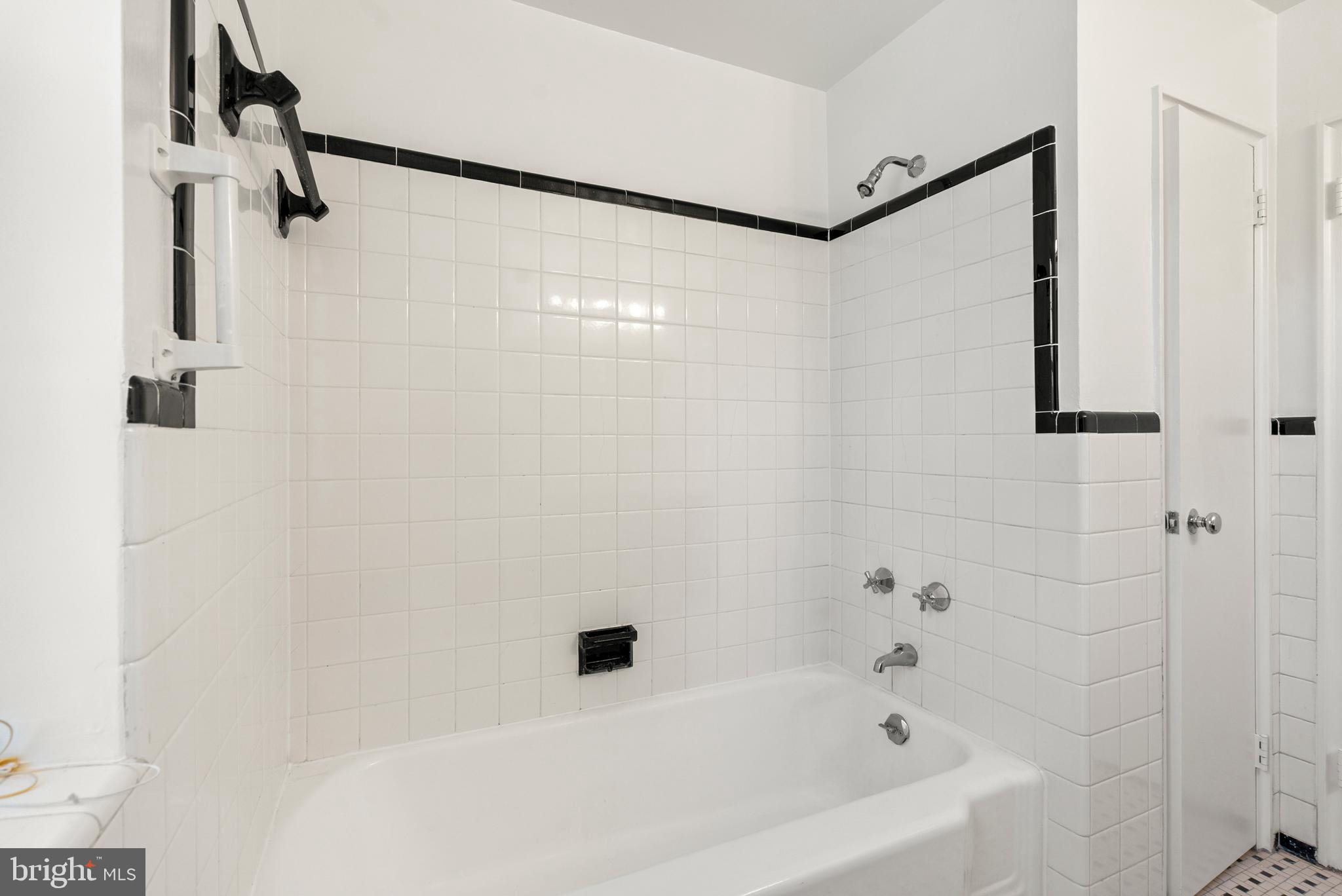 GUILFORD - Residential