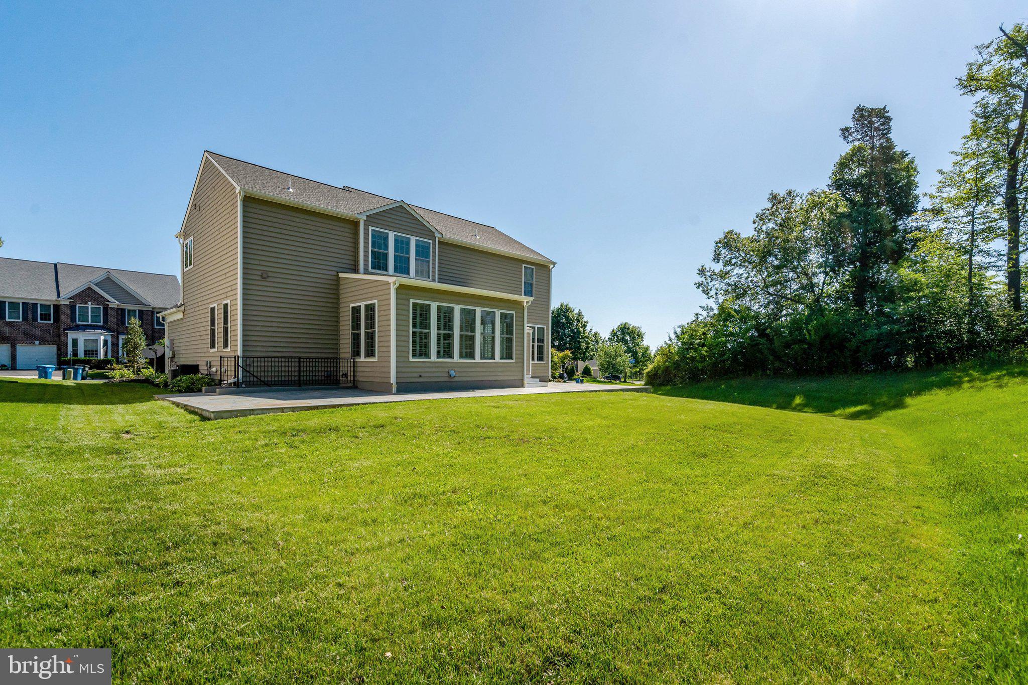 THE RIDINGS AT BLUE SPRING - Residential
