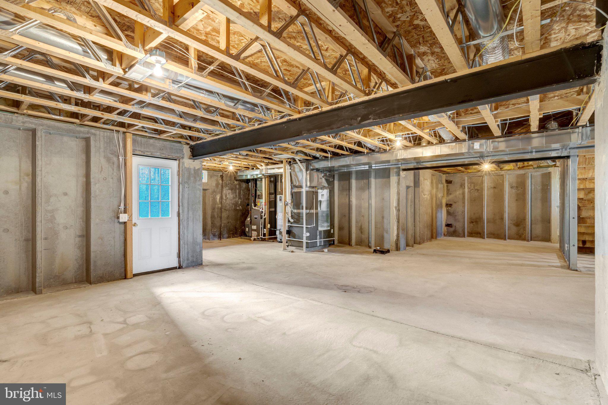 THE RIDINGS AT BLUE SPRING - Residential
