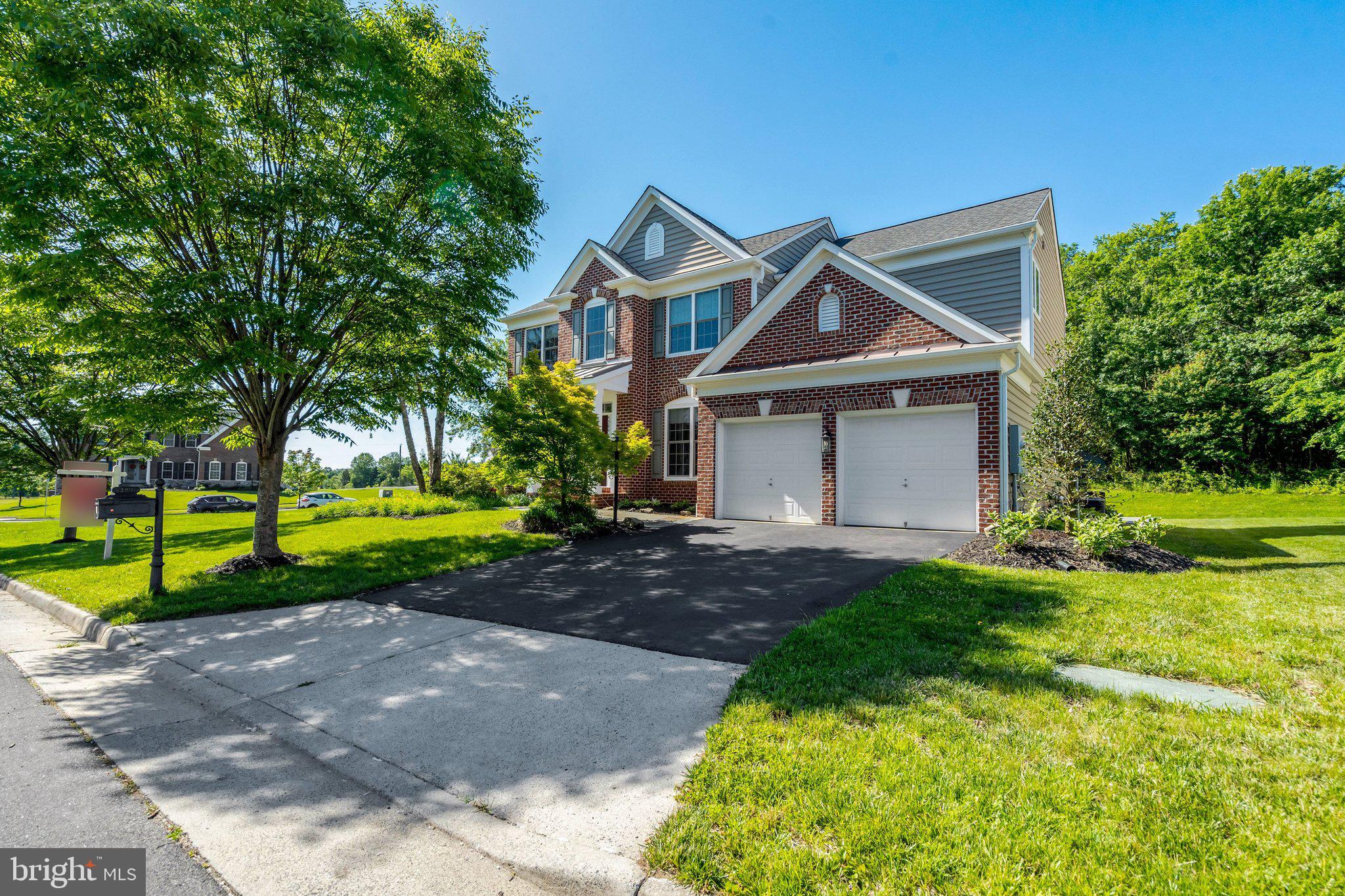 THE RIDINGS AT BLUE SPRING - Residential
