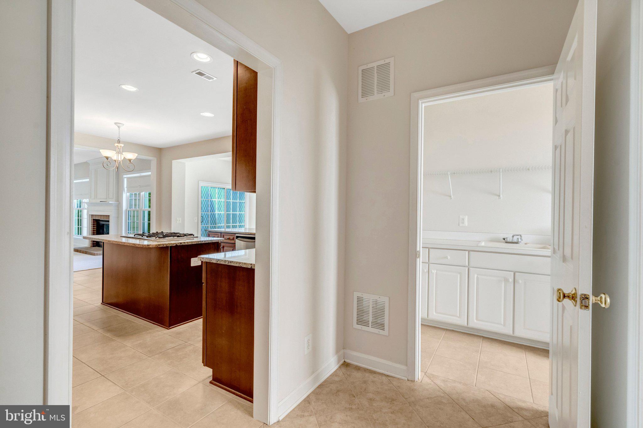 THE RIDINGS AT BLUE SPRING - Residential