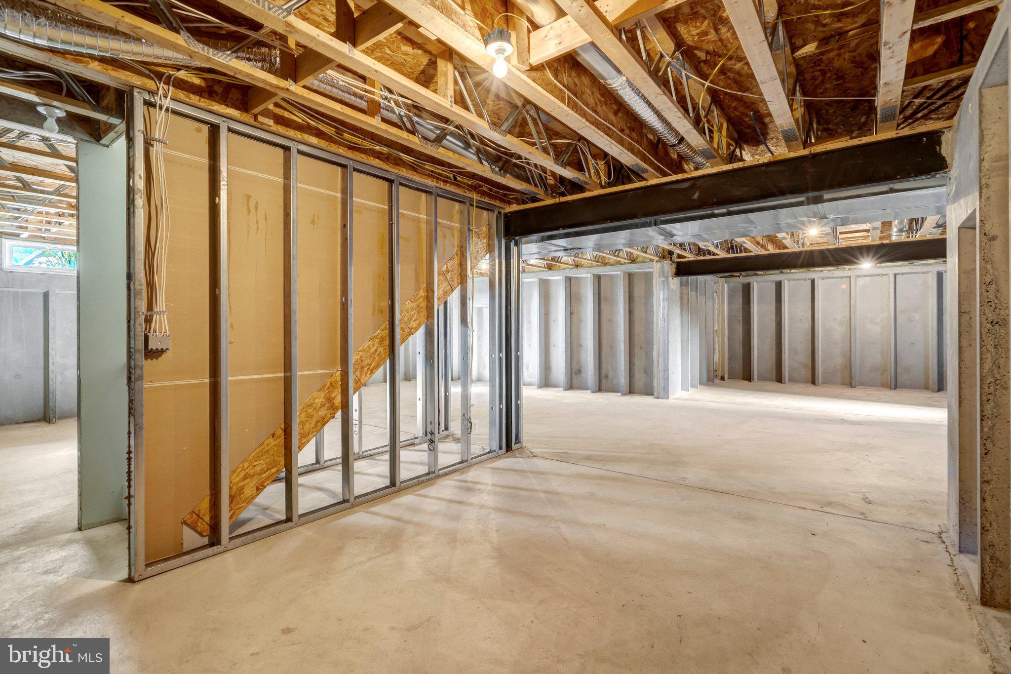 THE RIDINGS AT BLUE SPRING - Residential