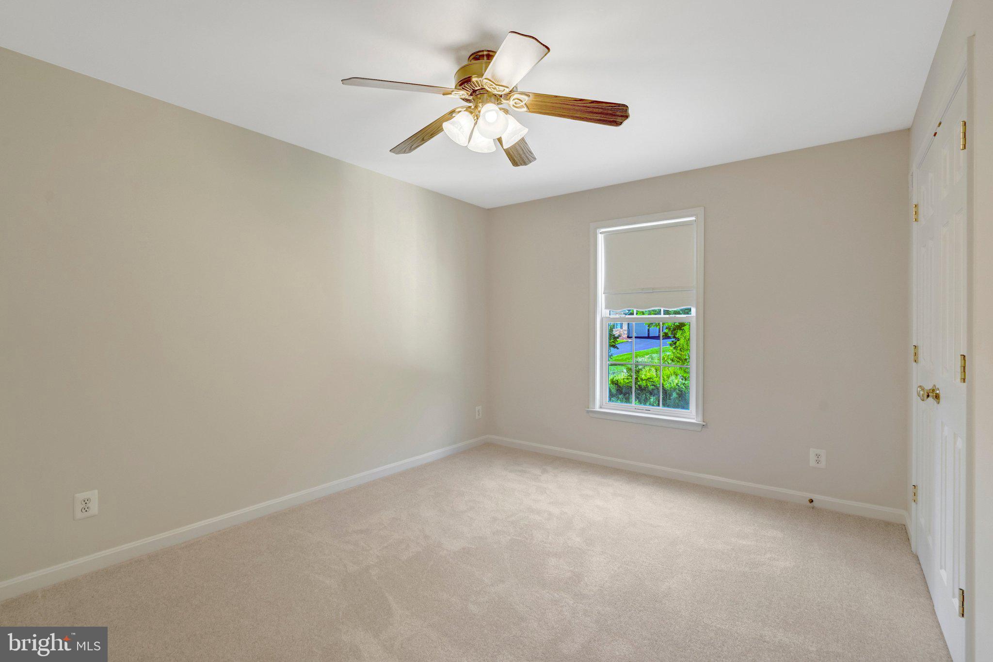 THE RIDINGS AT BLUE SPRING - Residential