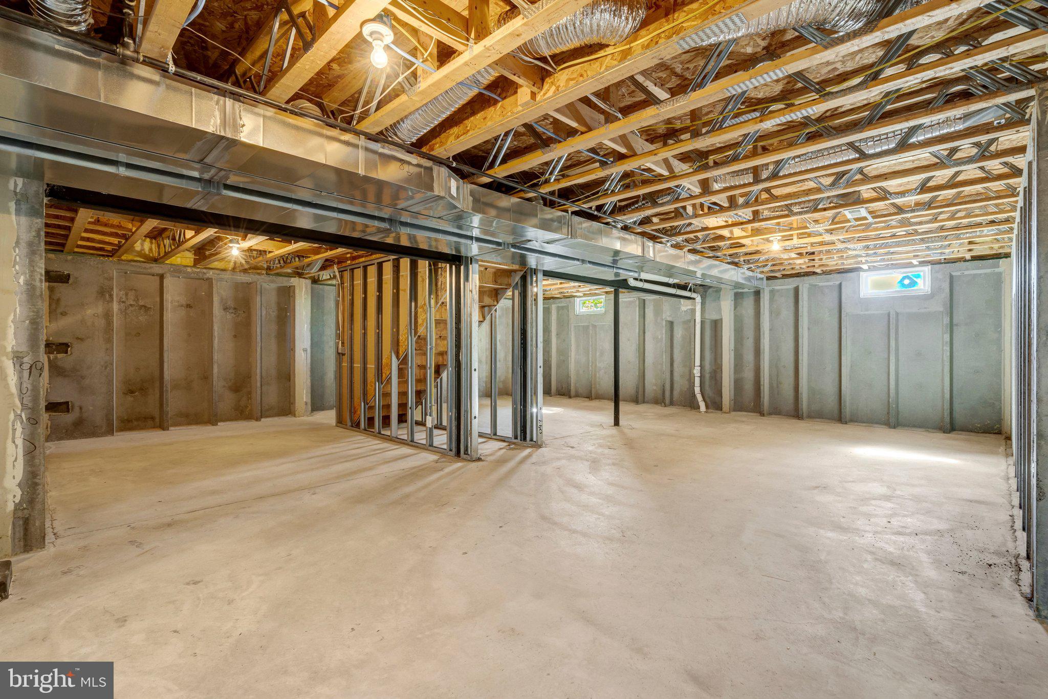THE RIDINGS AT BLUE SPRING - Residential