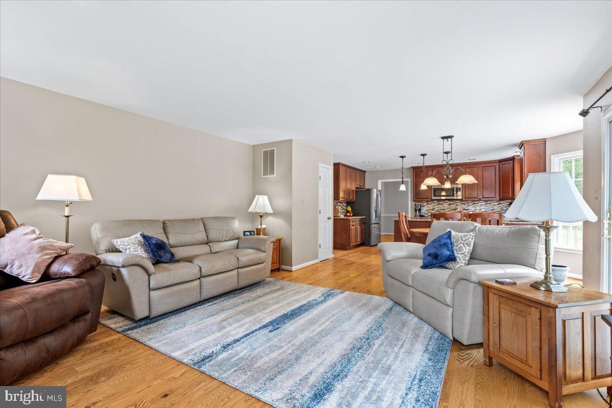 WEST OAK FIELDS - Residential
