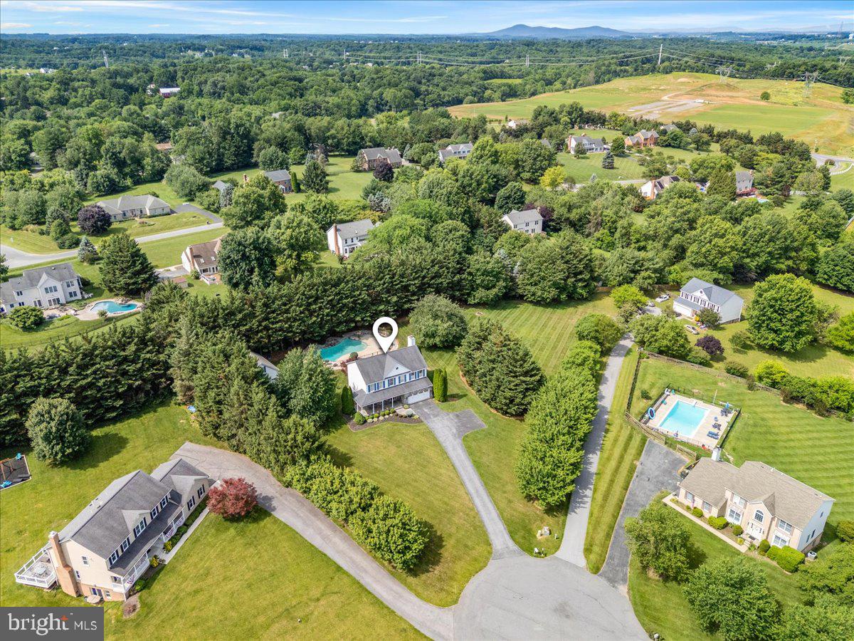 WEST OAK FIELDS - Residential