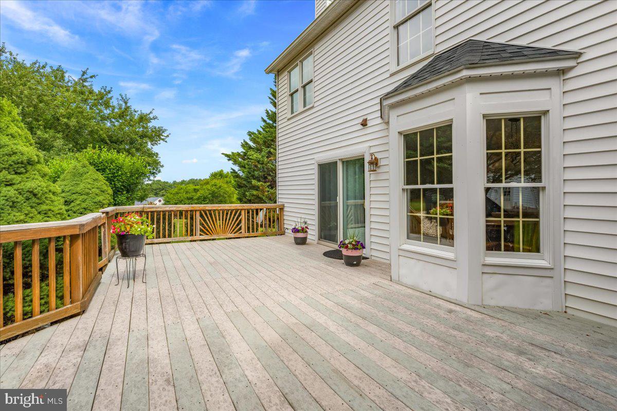 WEST OAK FIELDS - Residential