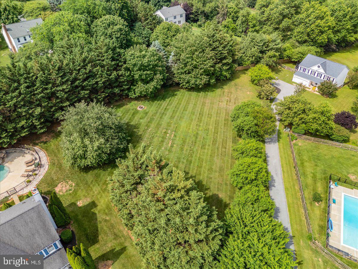 WEST OAK FIELDS - Residential