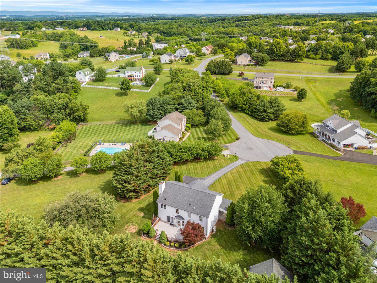 WEST OAK FIELDS - Residential