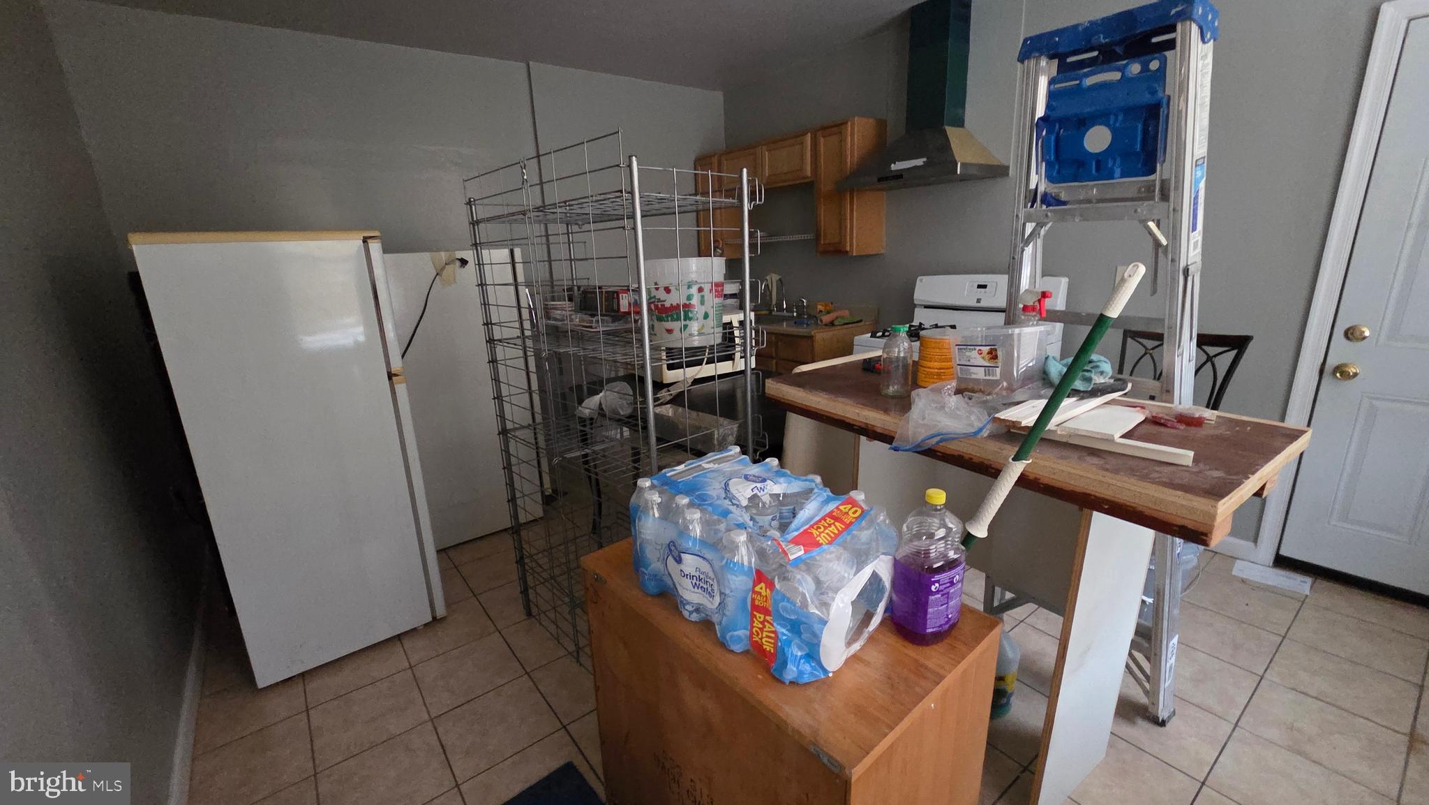 COBBS CREEK - Commercial Sale