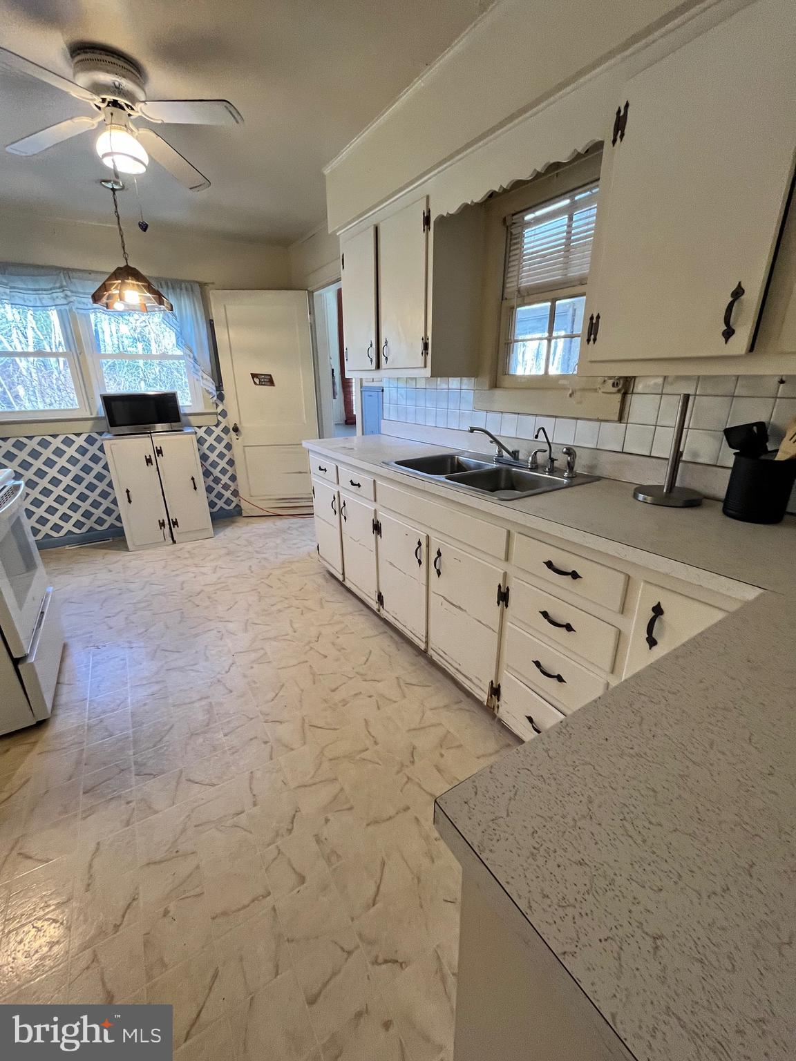 NO HOA !!! - Residential