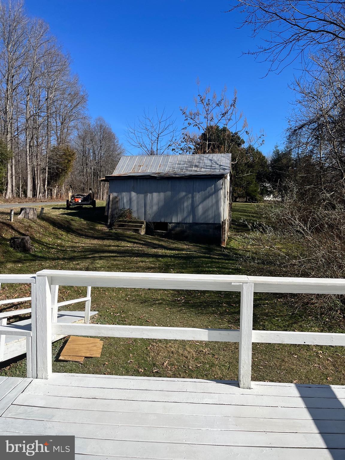 NO HOA !!! - Residential