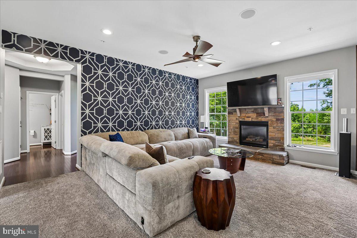 RIVERGATE ESTATES - Residential