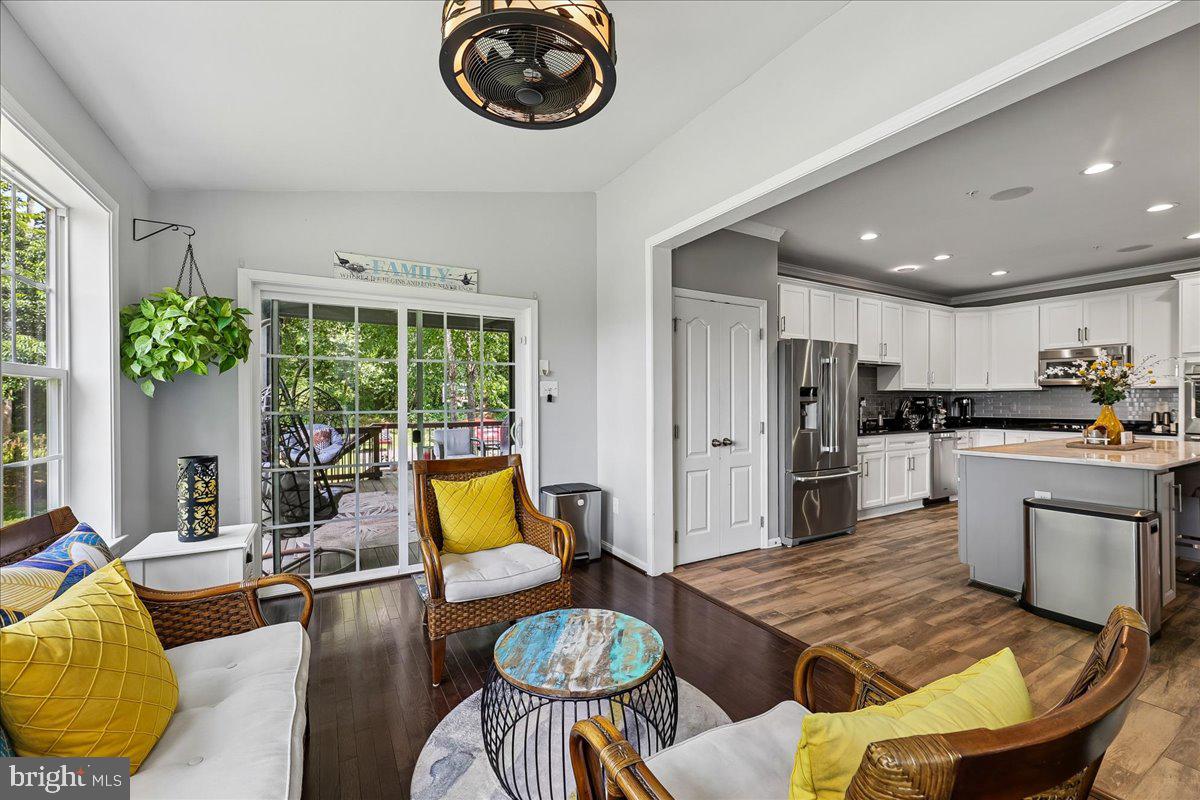 RIVERGATE ESTATES - Residential