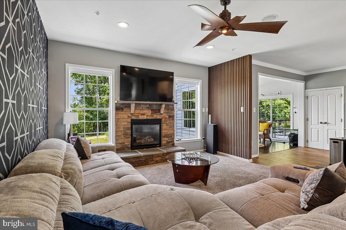 RIVERGATE ESTATES - Residential