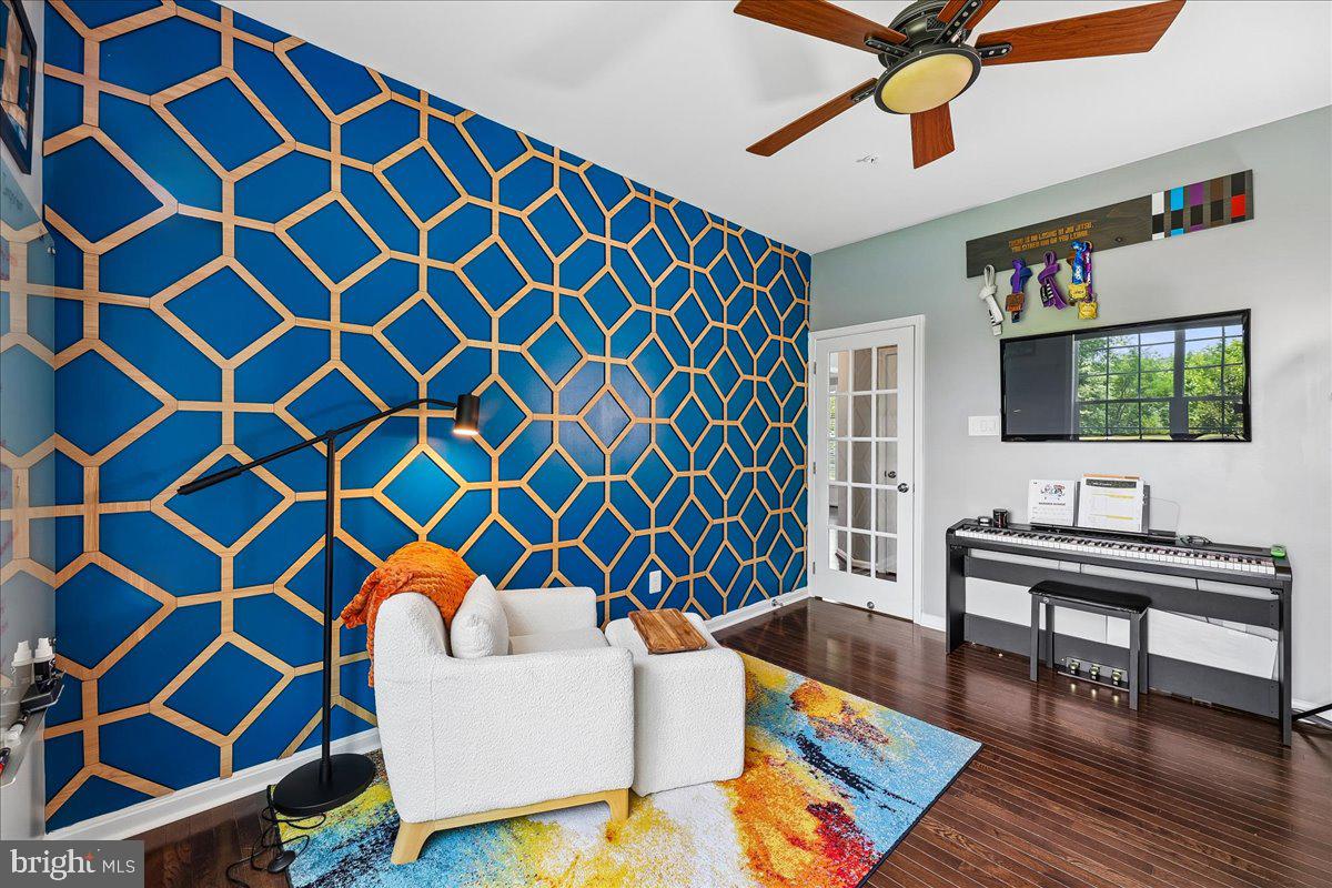 RIVERGATE ESTATES - Residential