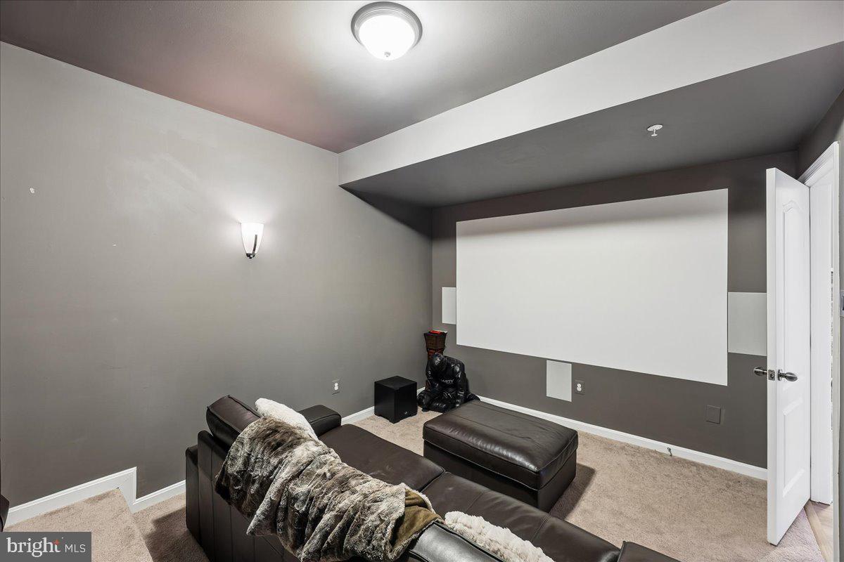 RIVERGATE ESTATES - Residential