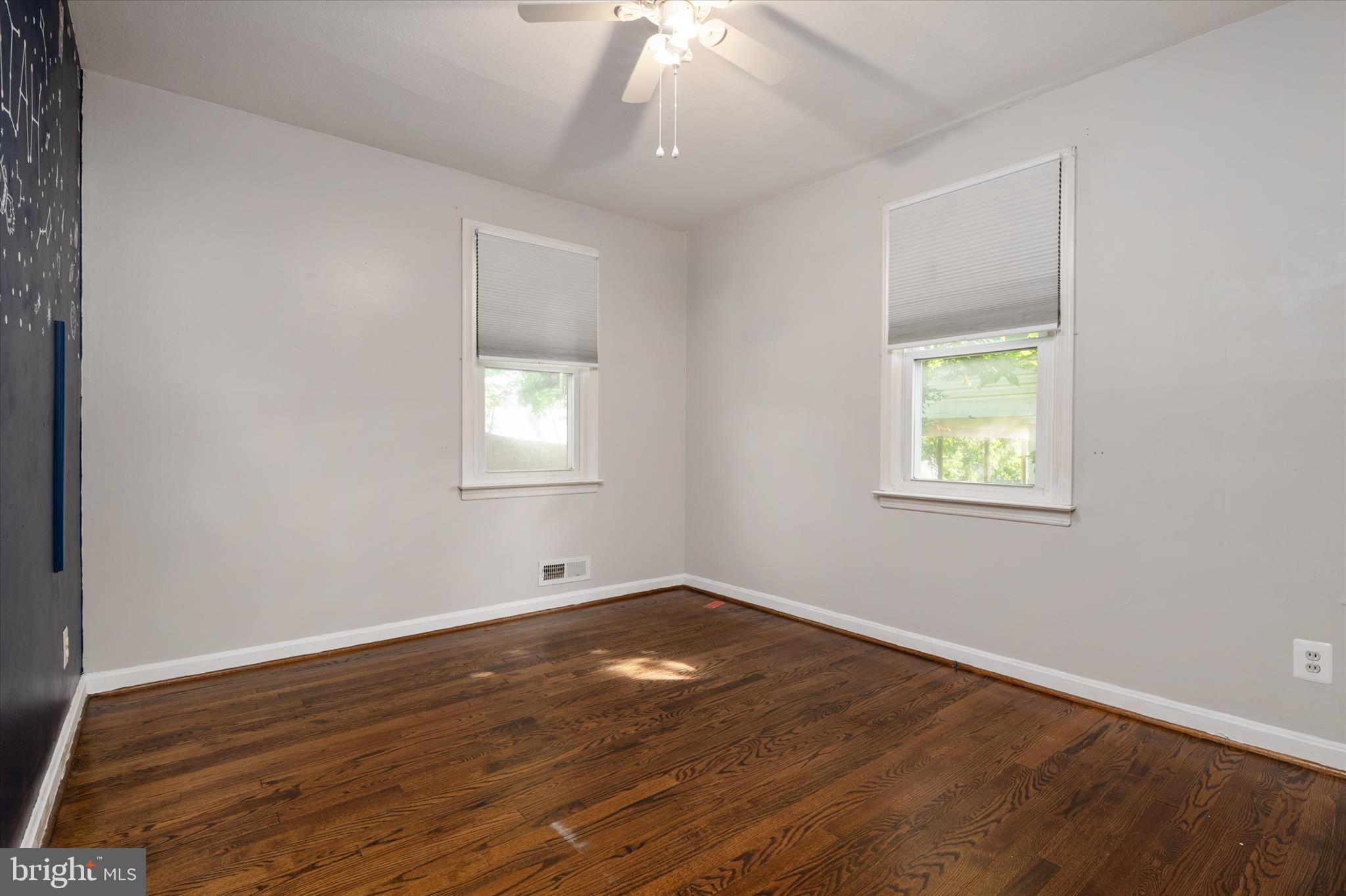 WOODLAWN HEIGHTS - Residential