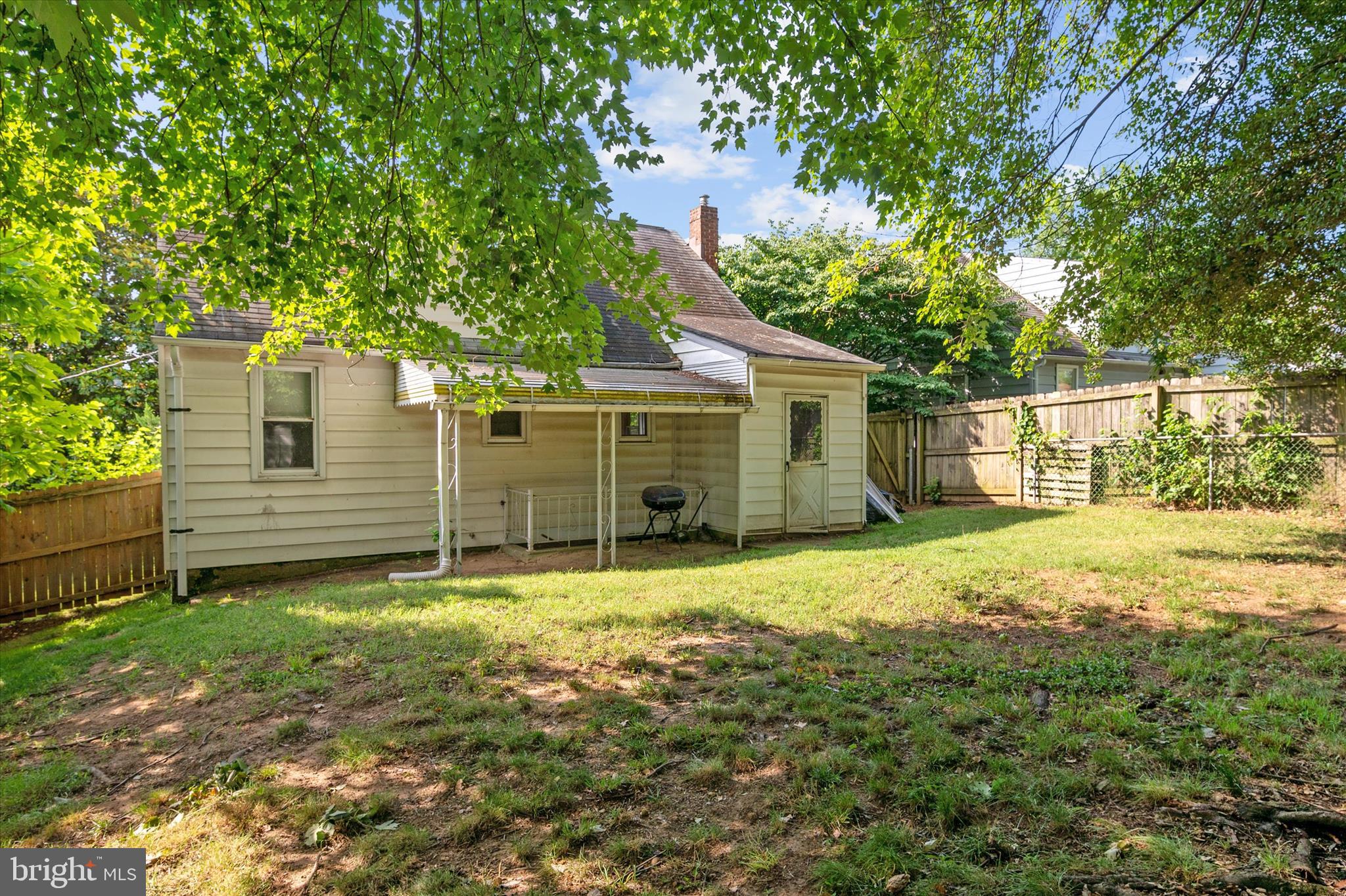 WOODLAWN HEIGHTS - Residential