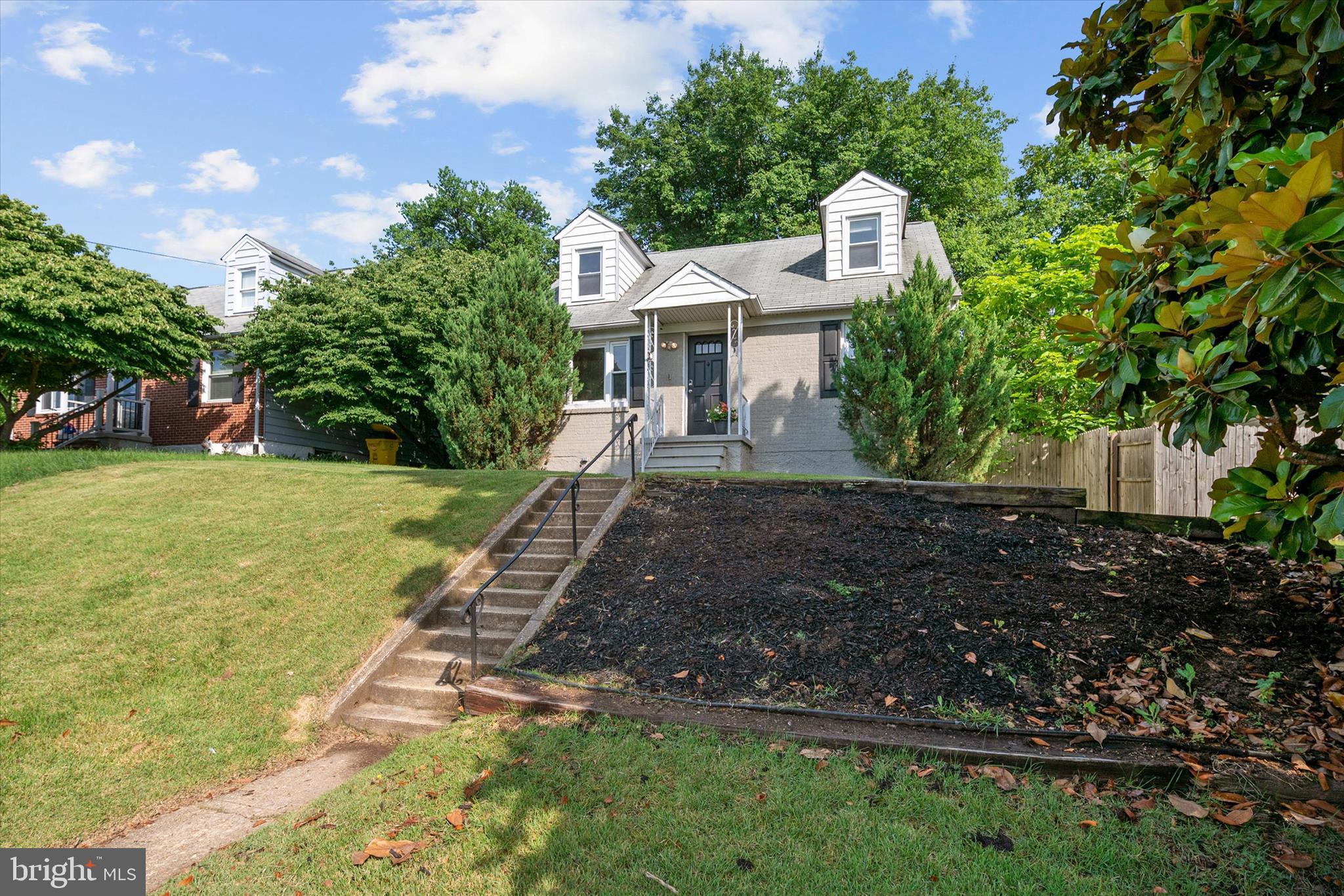 WOODLAWN HEIGHTS - Residential