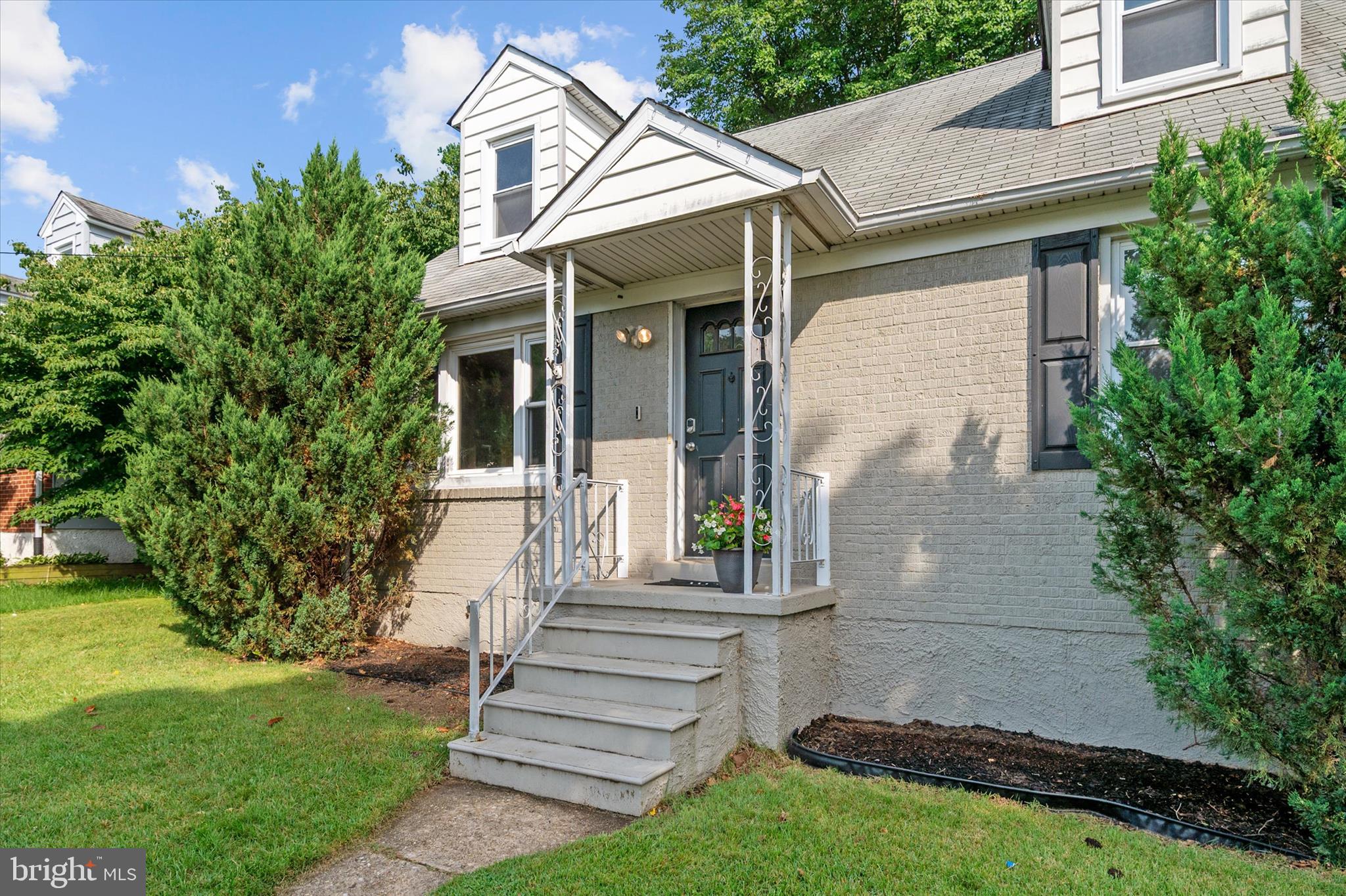 WOODLAWN HEIGHTS - Residential