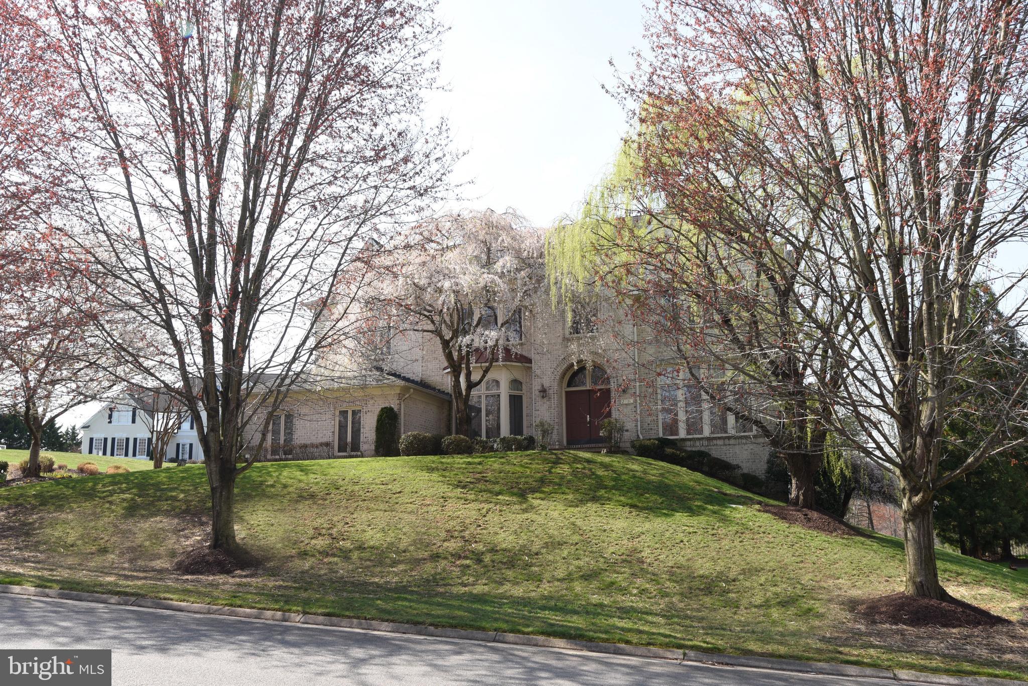 TIMBERLAKE ESTATES - Residential
