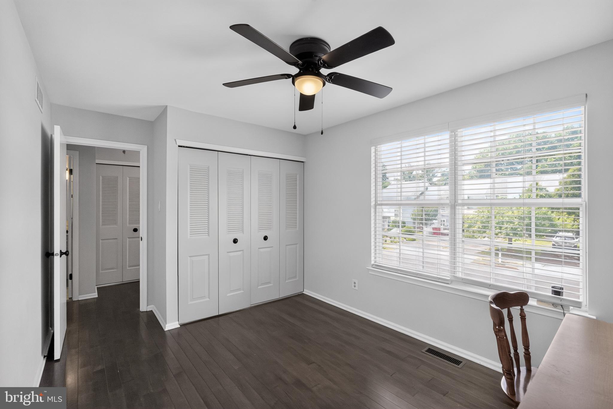SAW MILL VALLEY - Residential