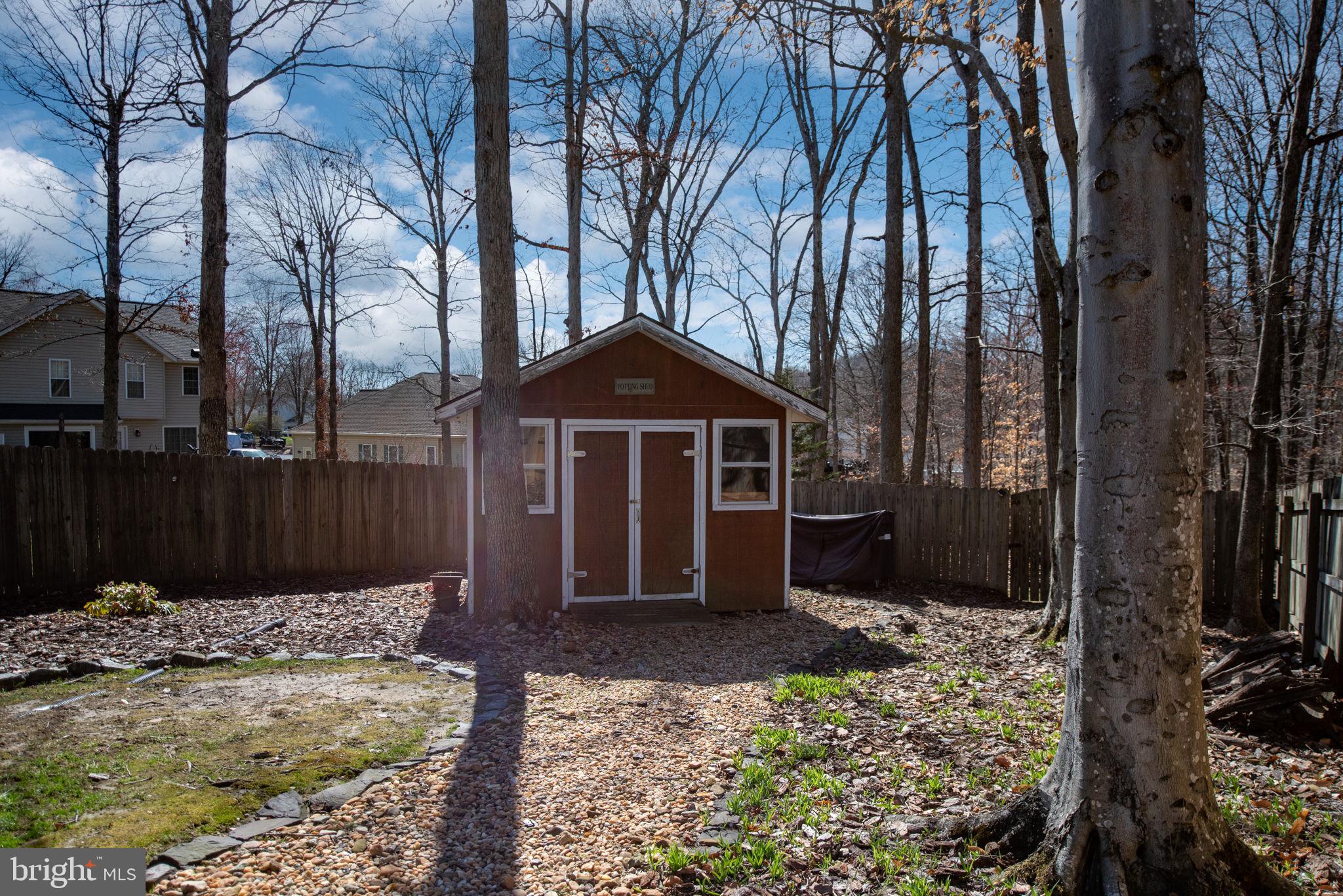 WOODLAWN - Residential