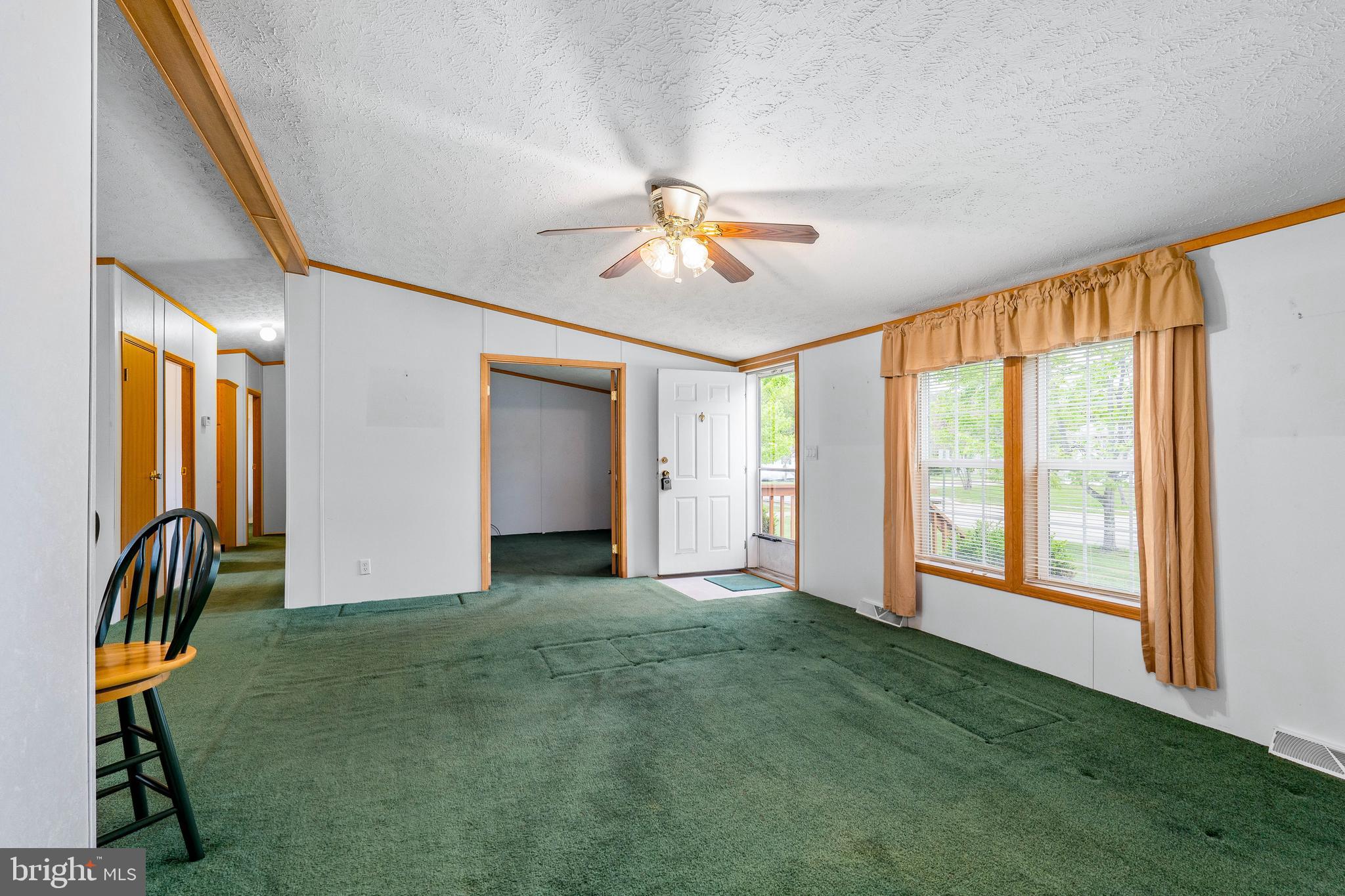 MAYBELLE MANOR - Residential