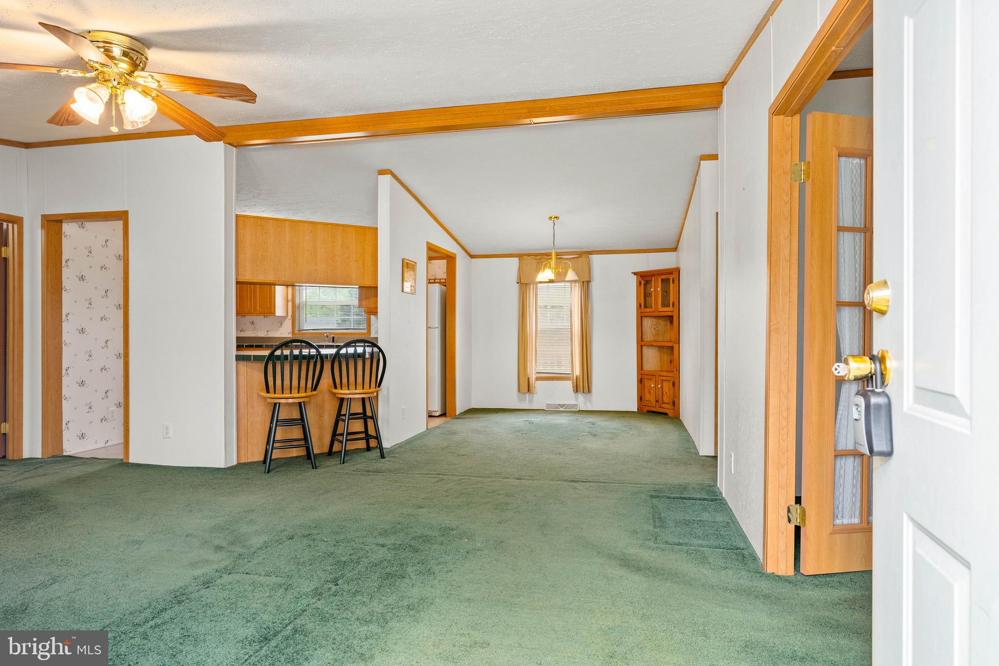 MAYBELLE MANOR - Residential