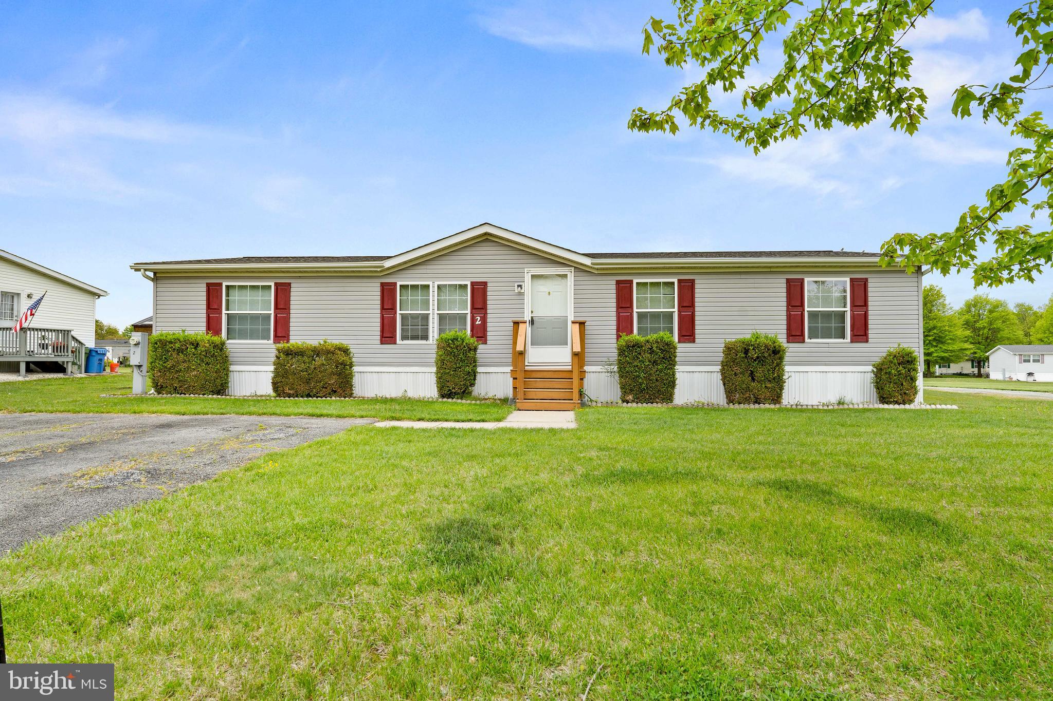 MAYBELLE MANOR - Residential