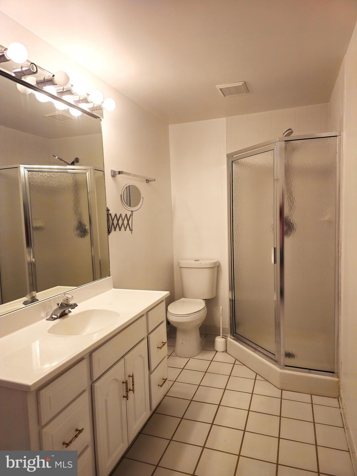 PINECREST - Residential