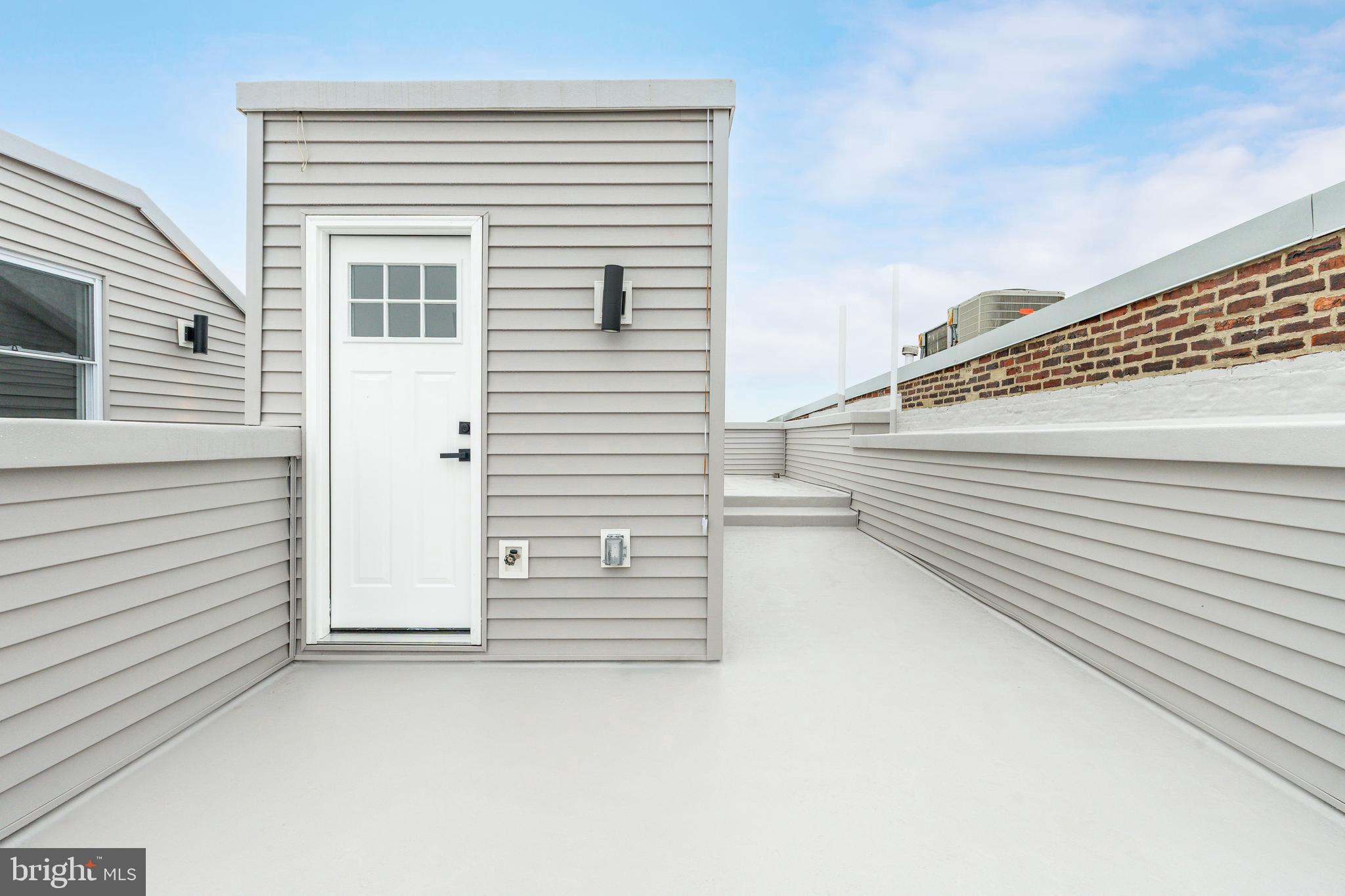 PASSYUNK SQUARE - Residential