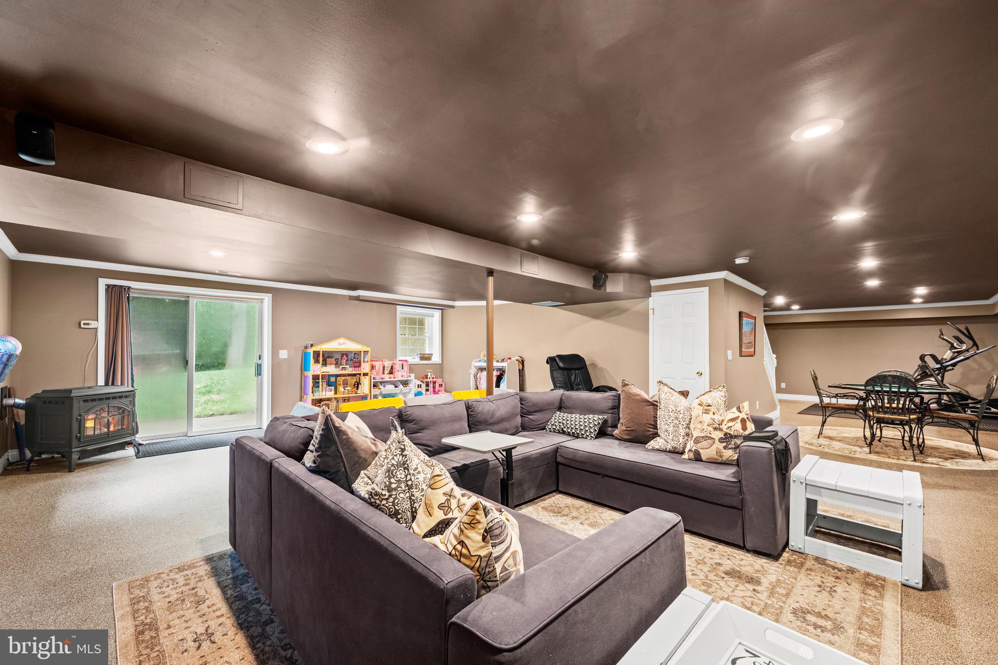 SUMMER HILL - Residential