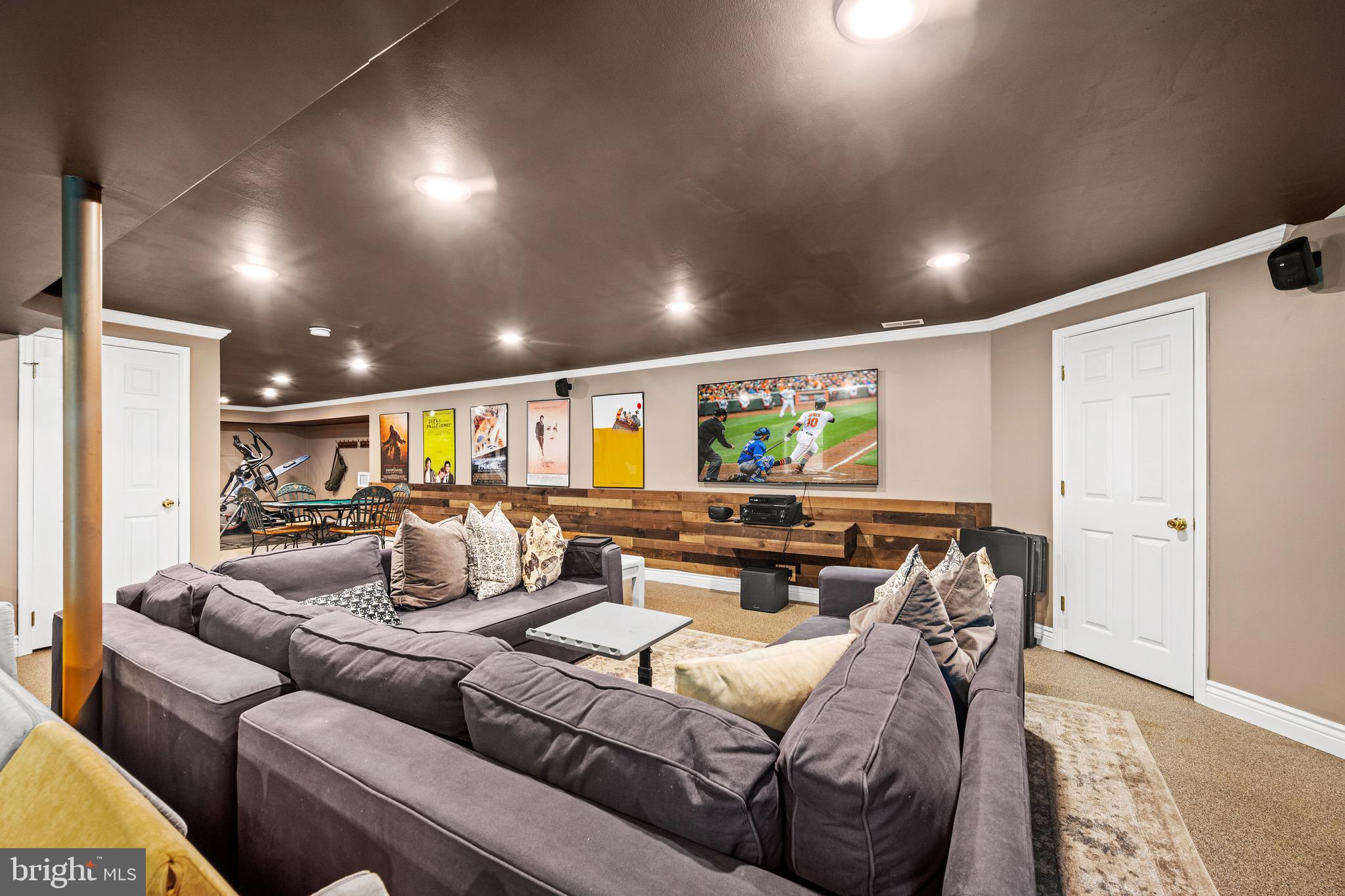 SUMMER HILL - Residential