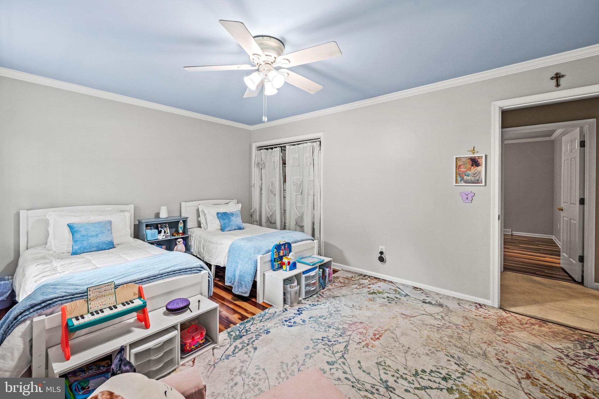 SUMMER HILL - Residential