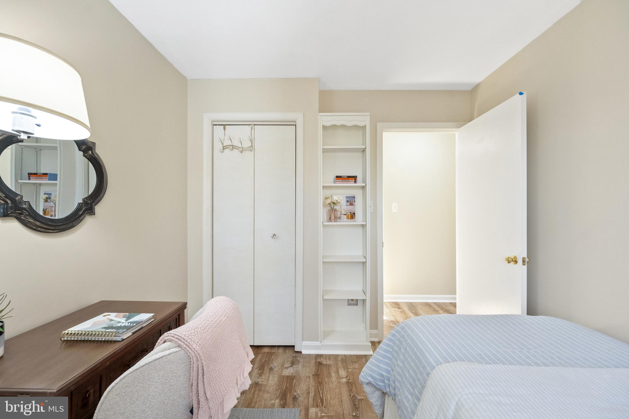 COMPTON VALLEY ESTATES - Residential