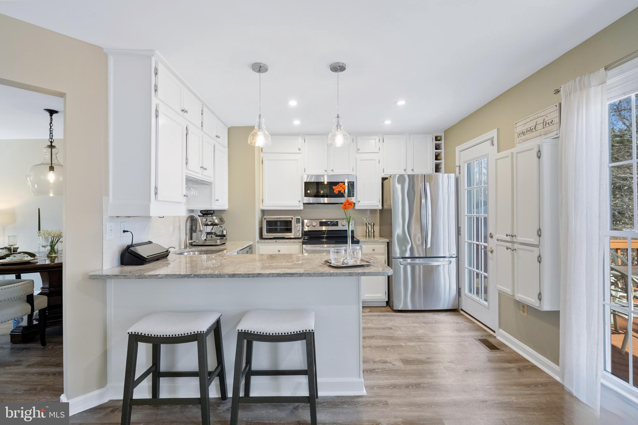 COMPTON VALLEY ESTATES - Residential