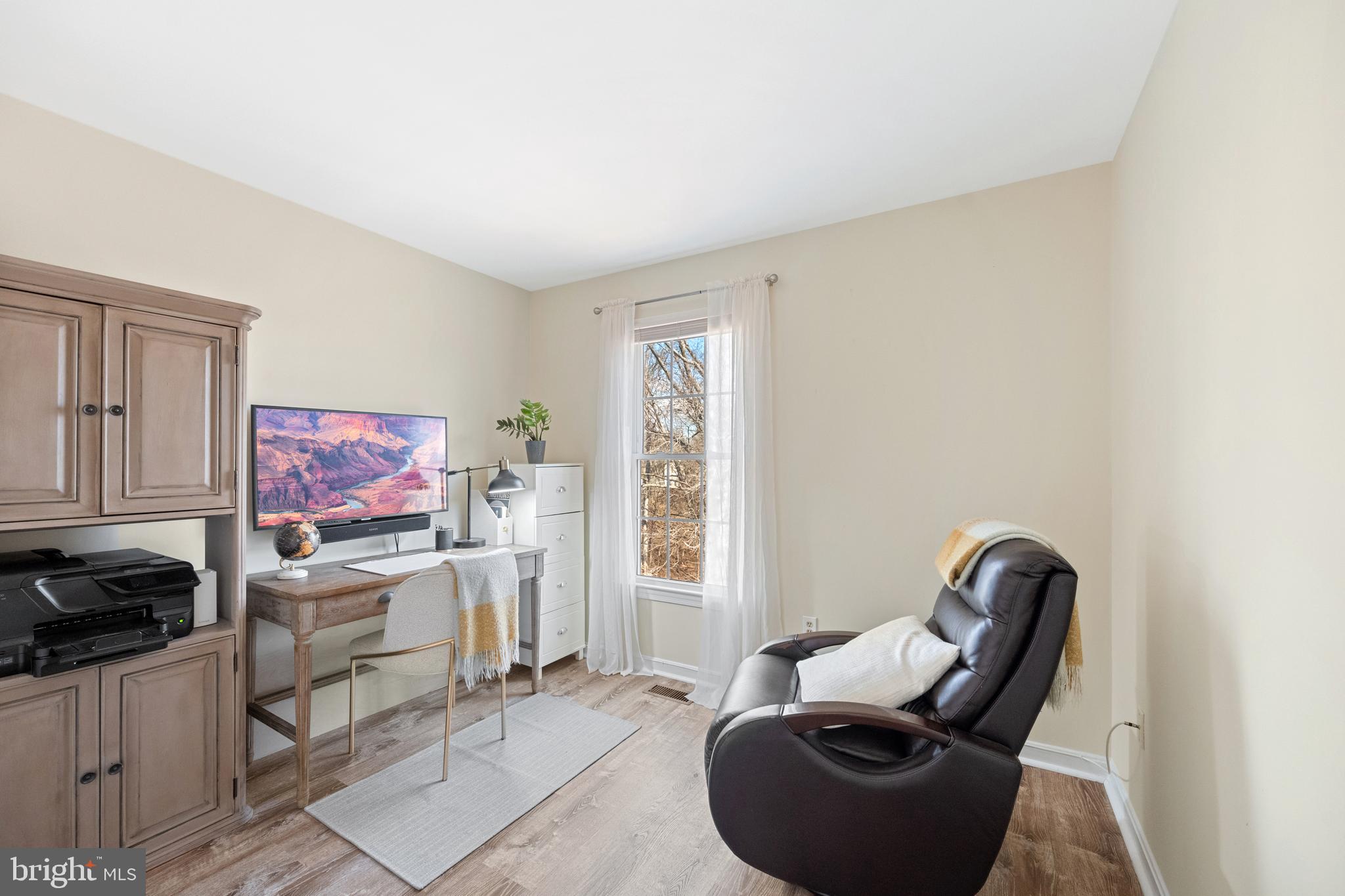 COMPTON VALLEY ESTATES - Residential