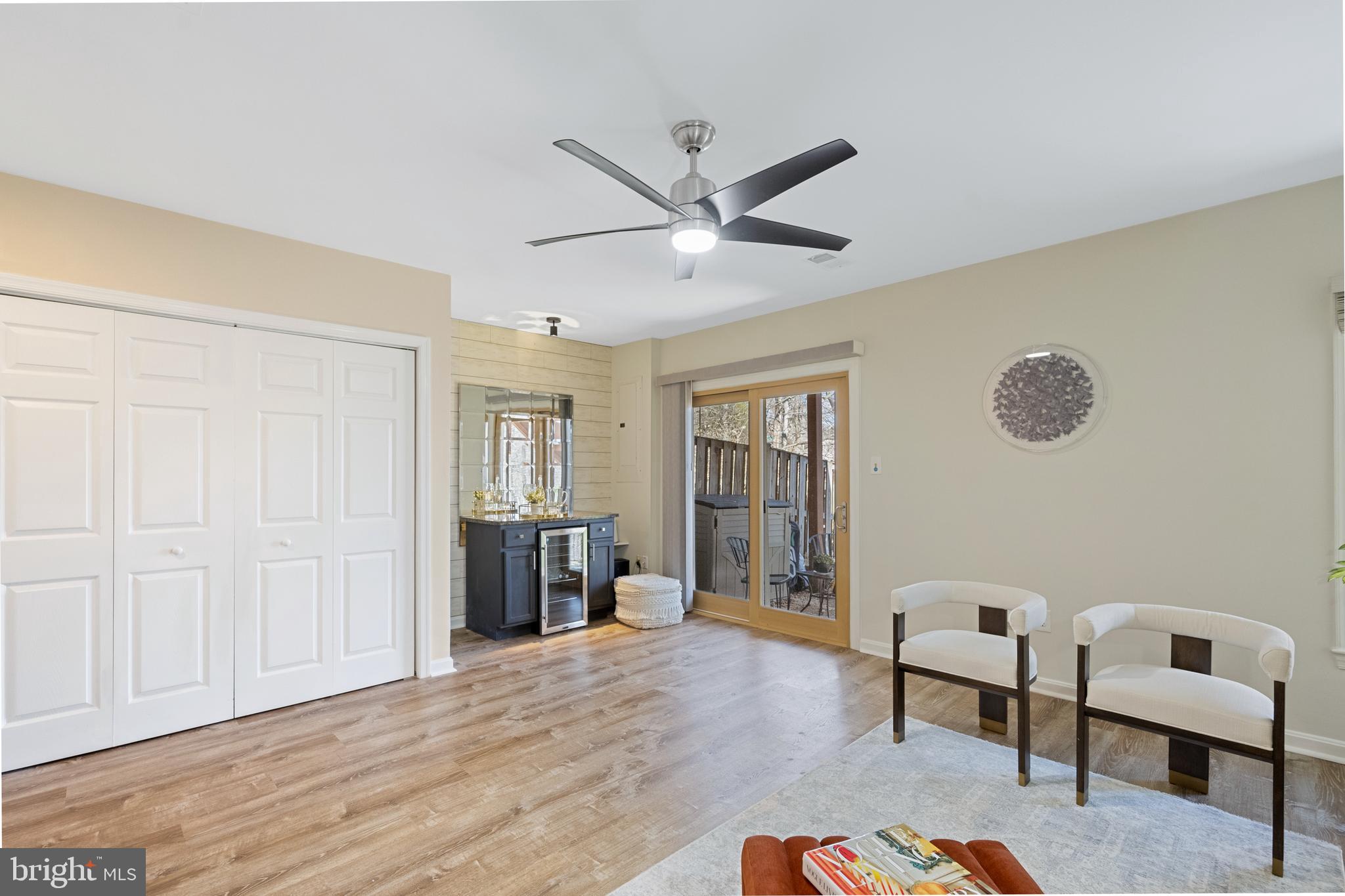 COMPTON VALLEY ESTATES - Residential