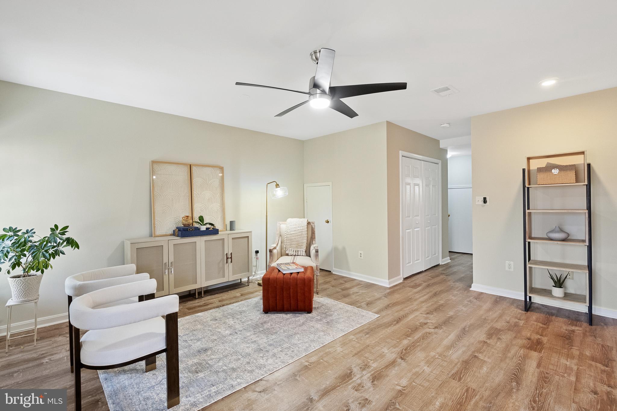 COMPTON VALLEY ESTATES - Residential