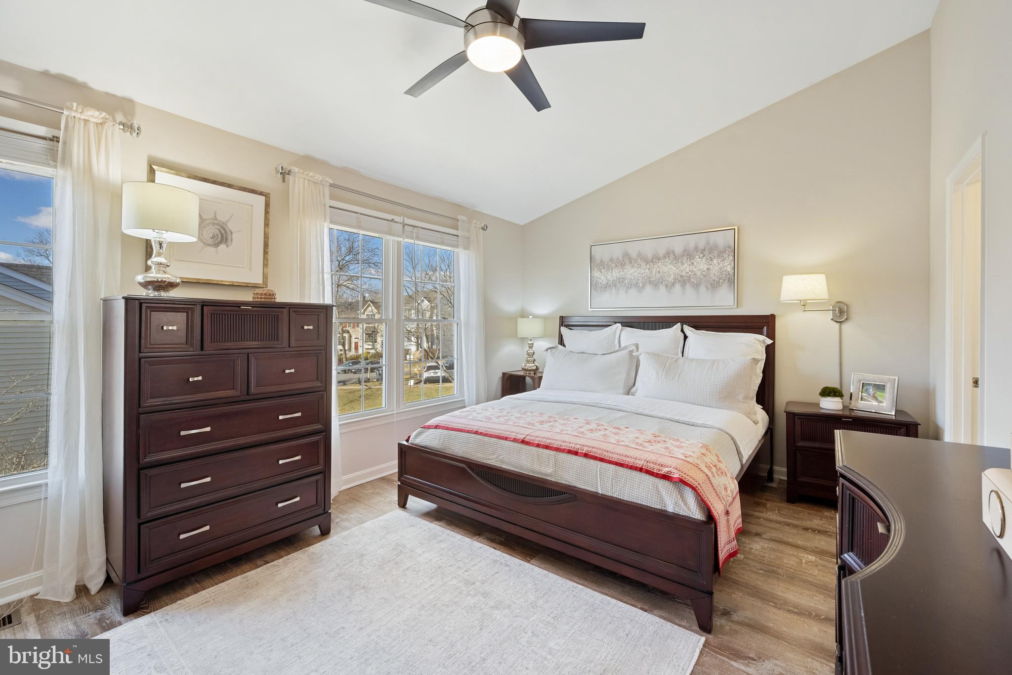 COMPTON VALLEY ESTATES - Residential